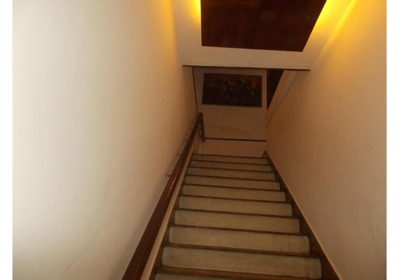 Hotel The Imperial Square à Mussoorie Extérieur photo