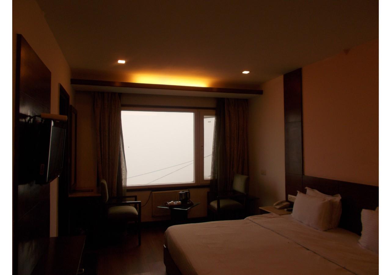 Hotel The Imperial Square à Mussoorie Extérieur photo